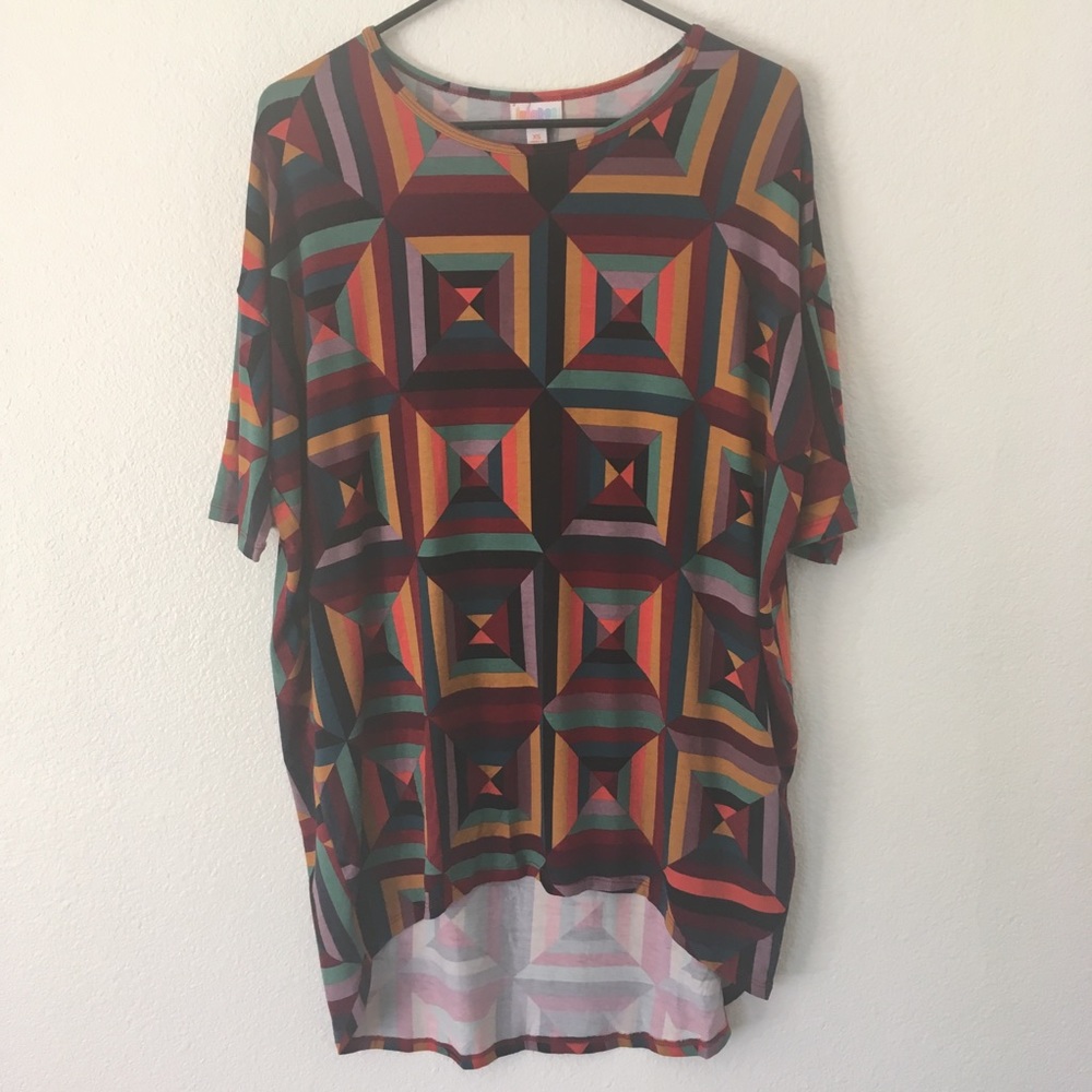 LuLaRoe Irma Tee Geometric Woman’s XS